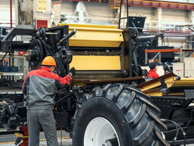 Części do maszyn rolniczych – kluczowy element efektywnego gospodarowania